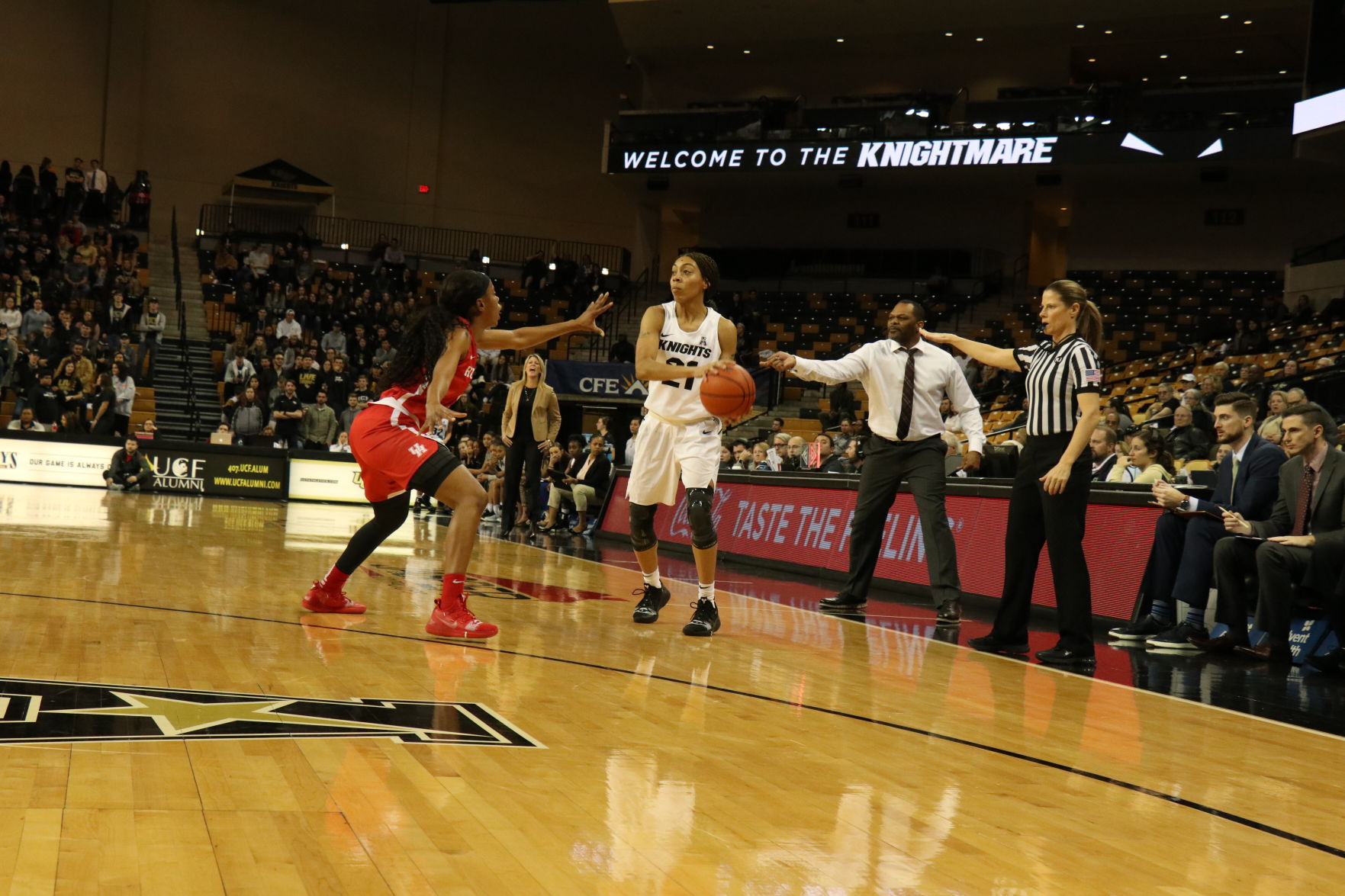 Sydnee McDonald looks to get the ball to the post